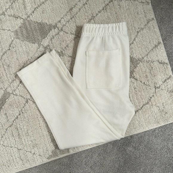 Men’s comfortable stretch trousers  from Zara in a size small - Picture 1 of 2